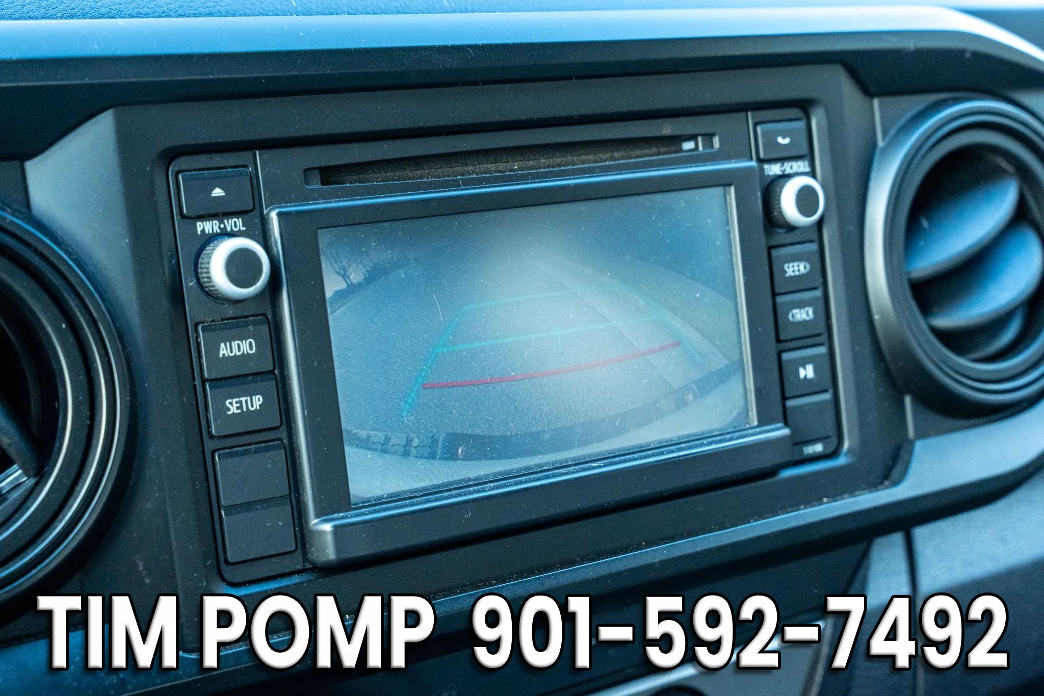 Used 2017 Toyota Tacoma SR image 18