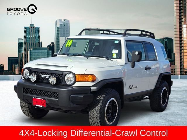 Used 2014 Toyota FJ Cruiser 4WD w/ Convenience Package image 1