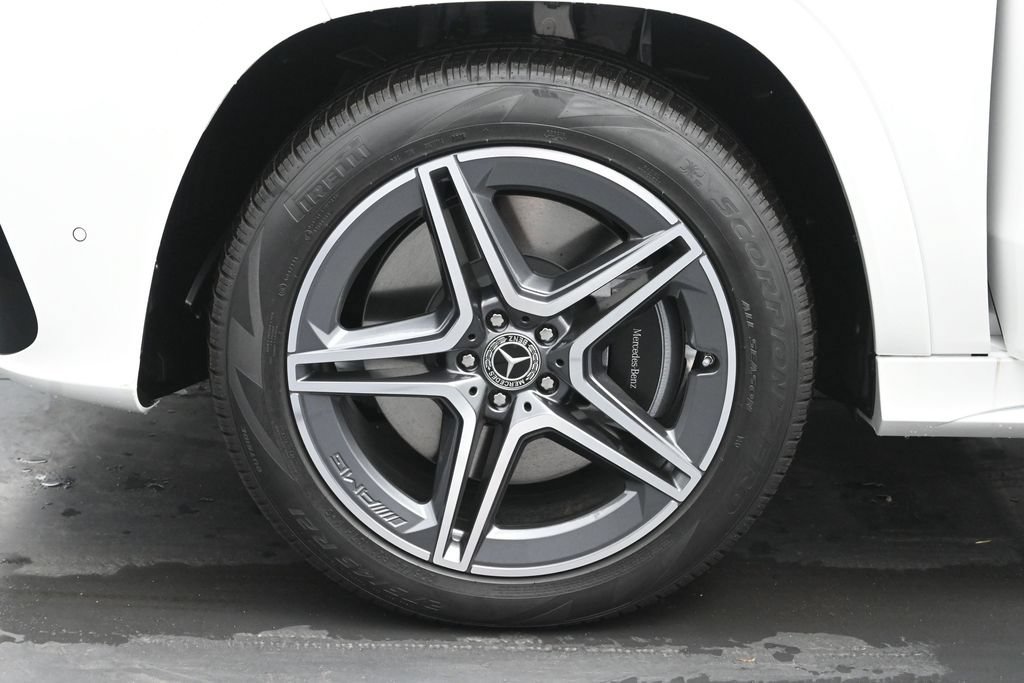 New 2027 Mercedes-Benz GLS 450 4MATIC image 25