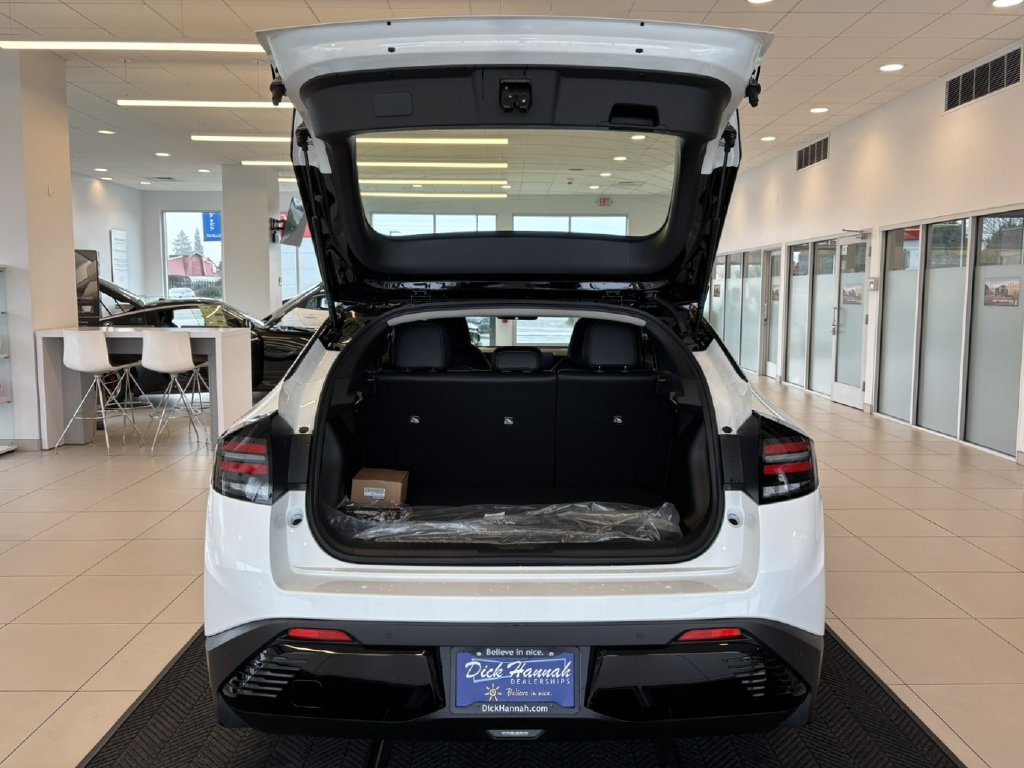 New 2026 Nissan Leaf SV+ w/ Floor Mat Package (SV+) FWD image 9