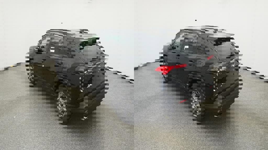 New 2025 Toyota RAV4 XLE image 38