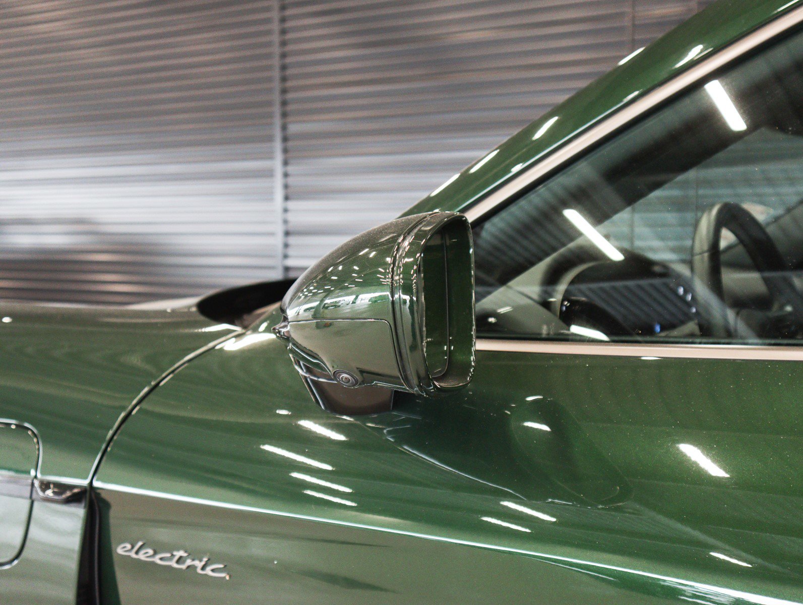 Used 2025 Porsche Taycan Turbo S image 27