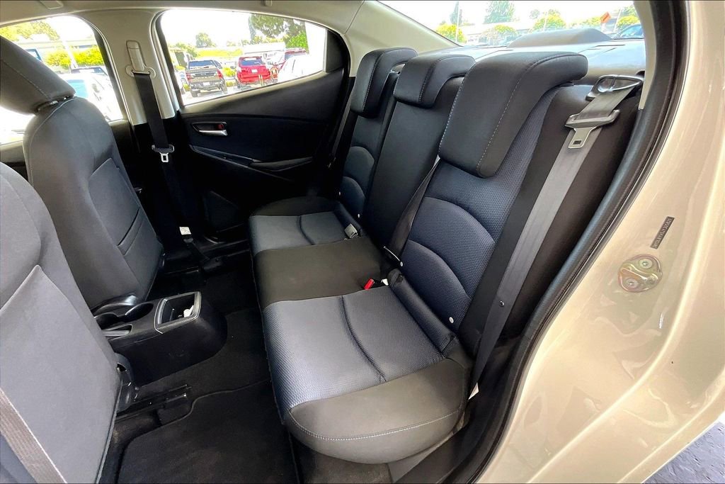 Used 2018 Toyota Yaris iA FWD image 22