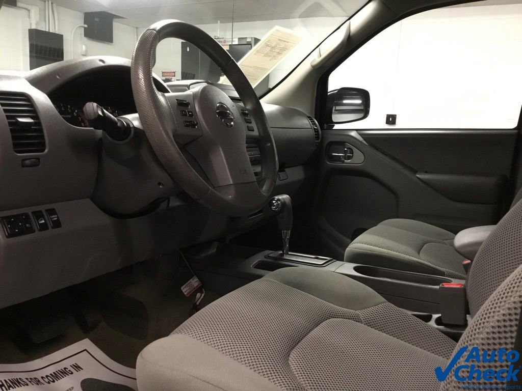 Used 2017 Nissan Frontier SV image 29