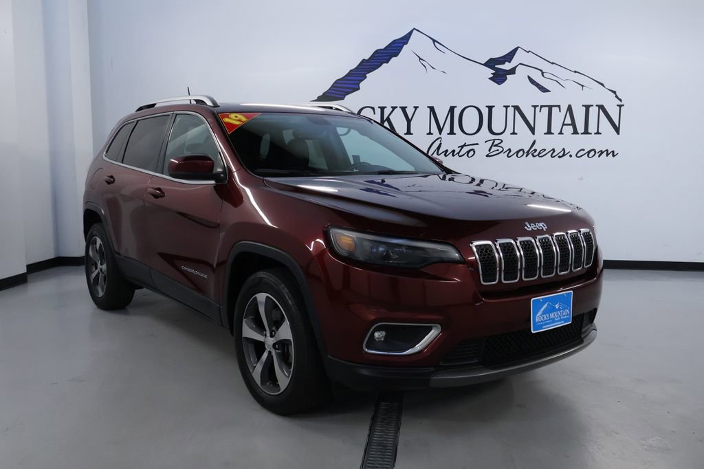 Used 2019 Jeep Cherokee Limited w/ Luxury Group