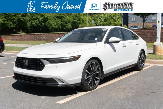 Used 2023 Honda Accord Touring image 1