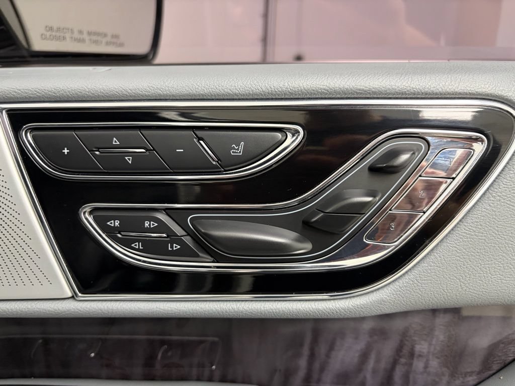 Used 2019 Lincoln Navigator Reserve AWD/4WD image 49