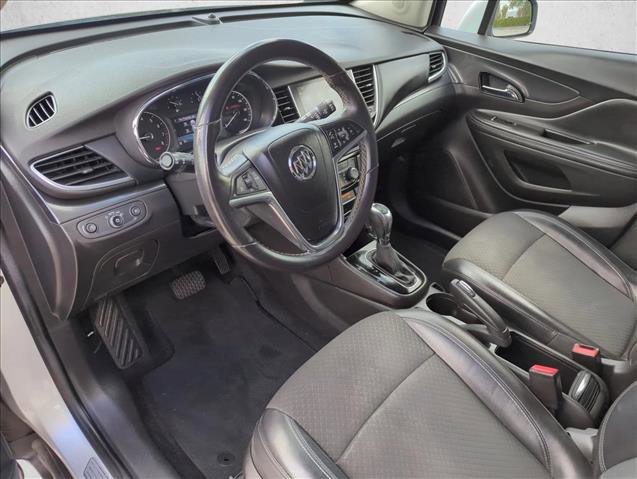 Used 2019 Buick Encore Sport Touring FWD image 9