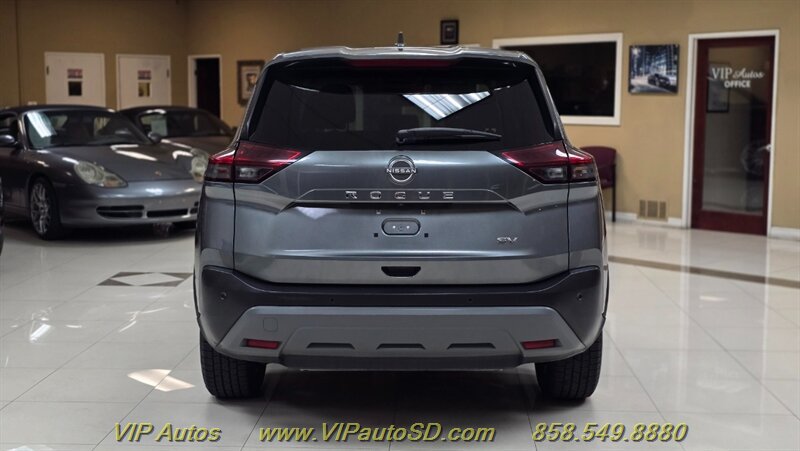 Used 2023 Nissan Rogue SV FWD image 7