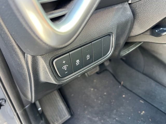 Certified 2023 Kia Soul LX w/ Option Group 015 image 19