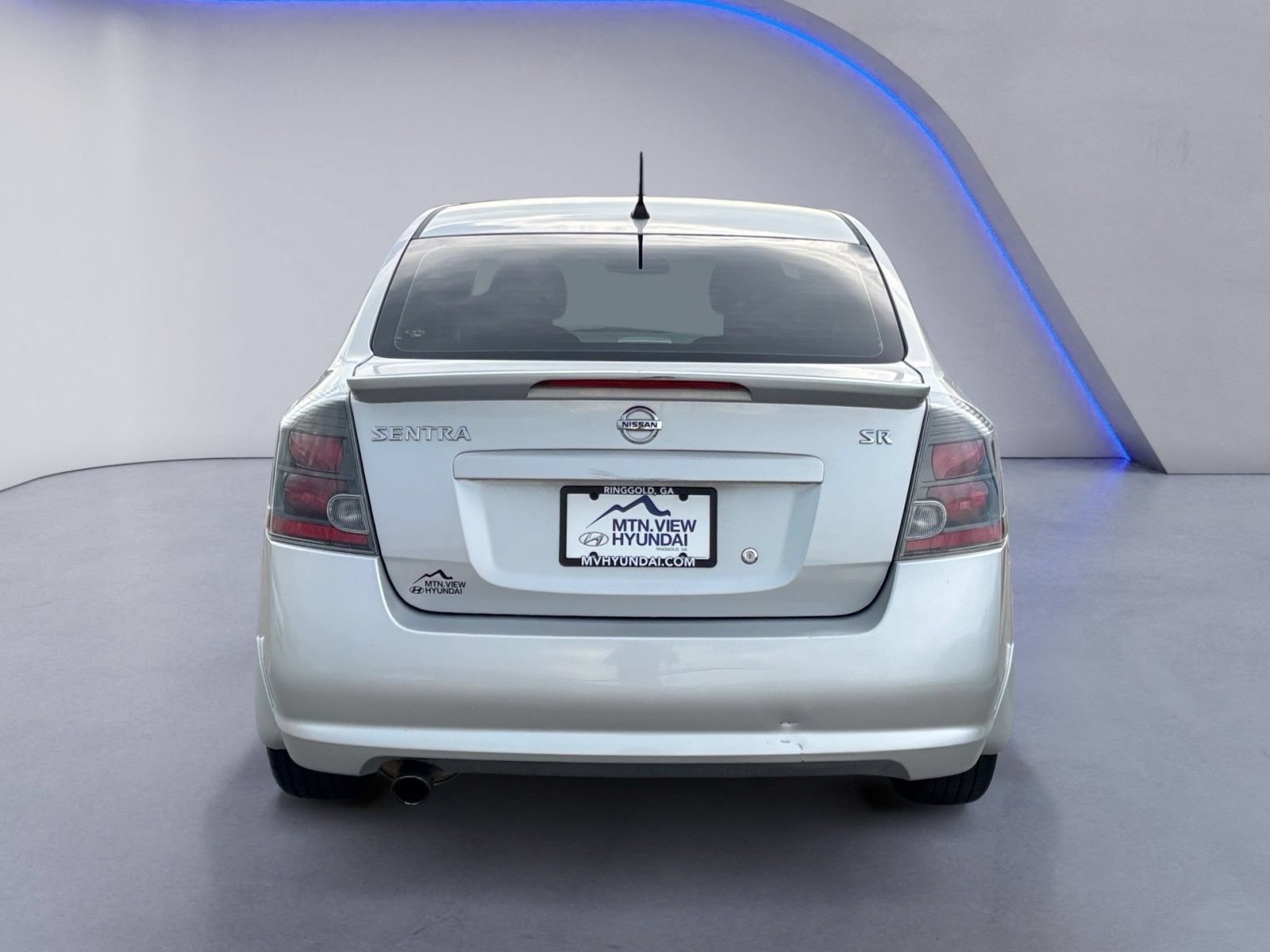 Used 2012 Nissan Sentra 2.0 SR FWD image 9