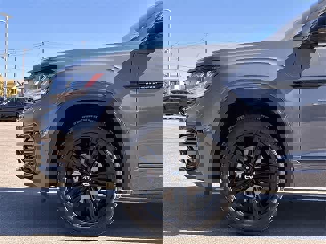 Used 2023 Volkswagen Atlas Cross Sport SEL R-Line image 14