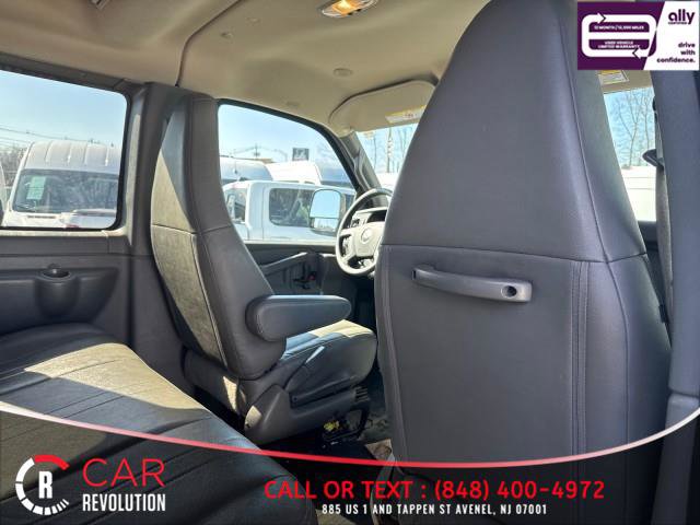 Used 2020 Chevrolet Express 3500 LS image 9