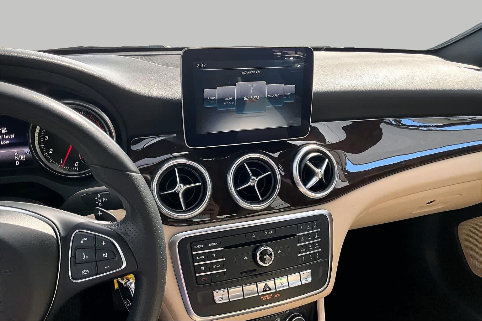 Used 2018 Mercedes-Benz CLA 250 image 7