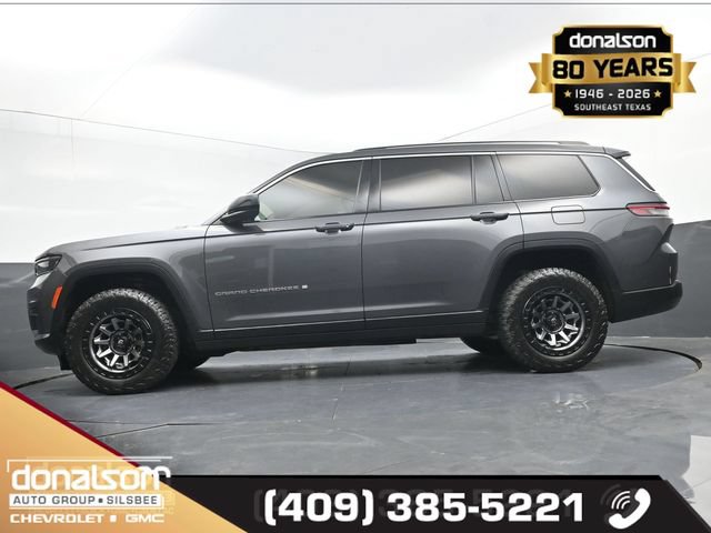 Used 2023 Jeep Grand Cherokee L Laredo RWD image 15