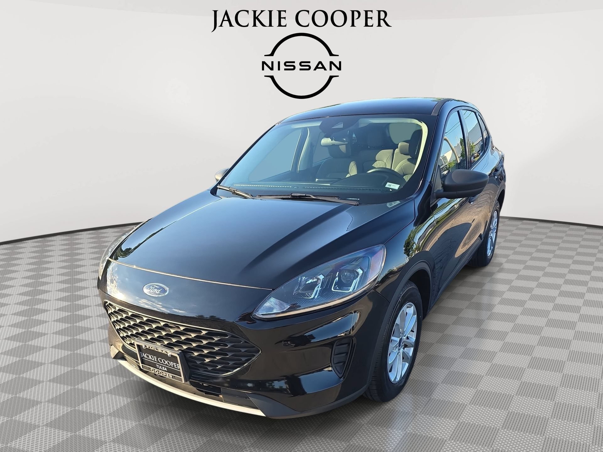 Used 2021 Ford Escape S FWD image 1