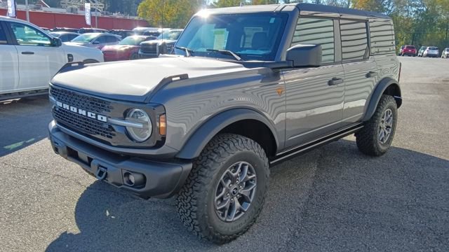 New 2025 Ford Bronco Badlands image 7