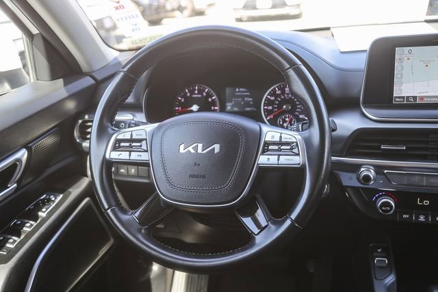 Used 2022 Kia Telluride S image 16