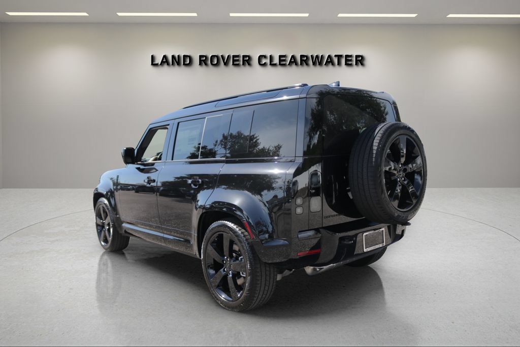New 2026 Land Rover Defender 110 X-Dynamic SE AWD/4WD image 3