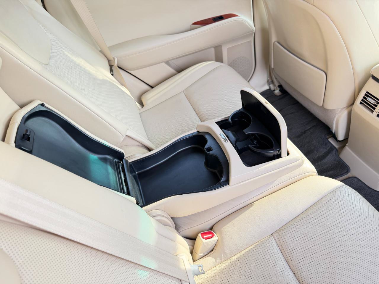 Used 2012 Lexus RX 450h AWD w/ Premium Pkg image 46