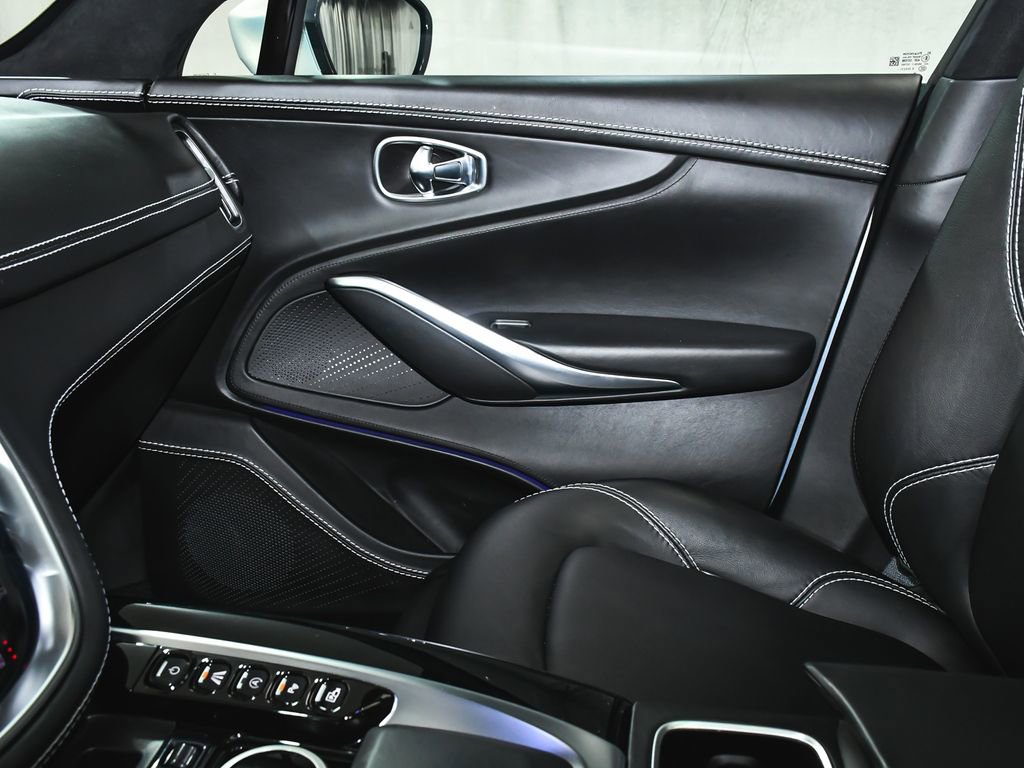 Used 2021 Aston Martin DBX image 46