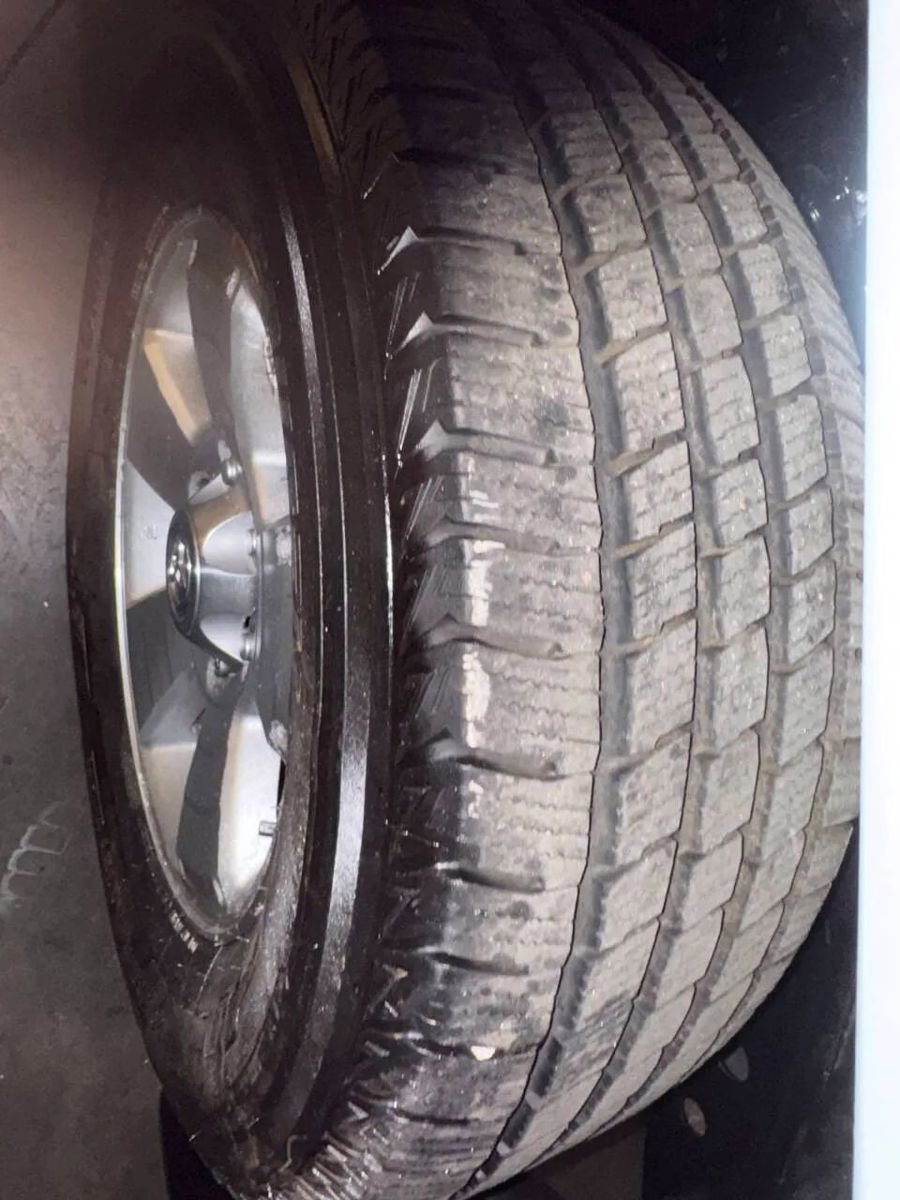 Used 2004 Toyota 4Runner Limited image 19