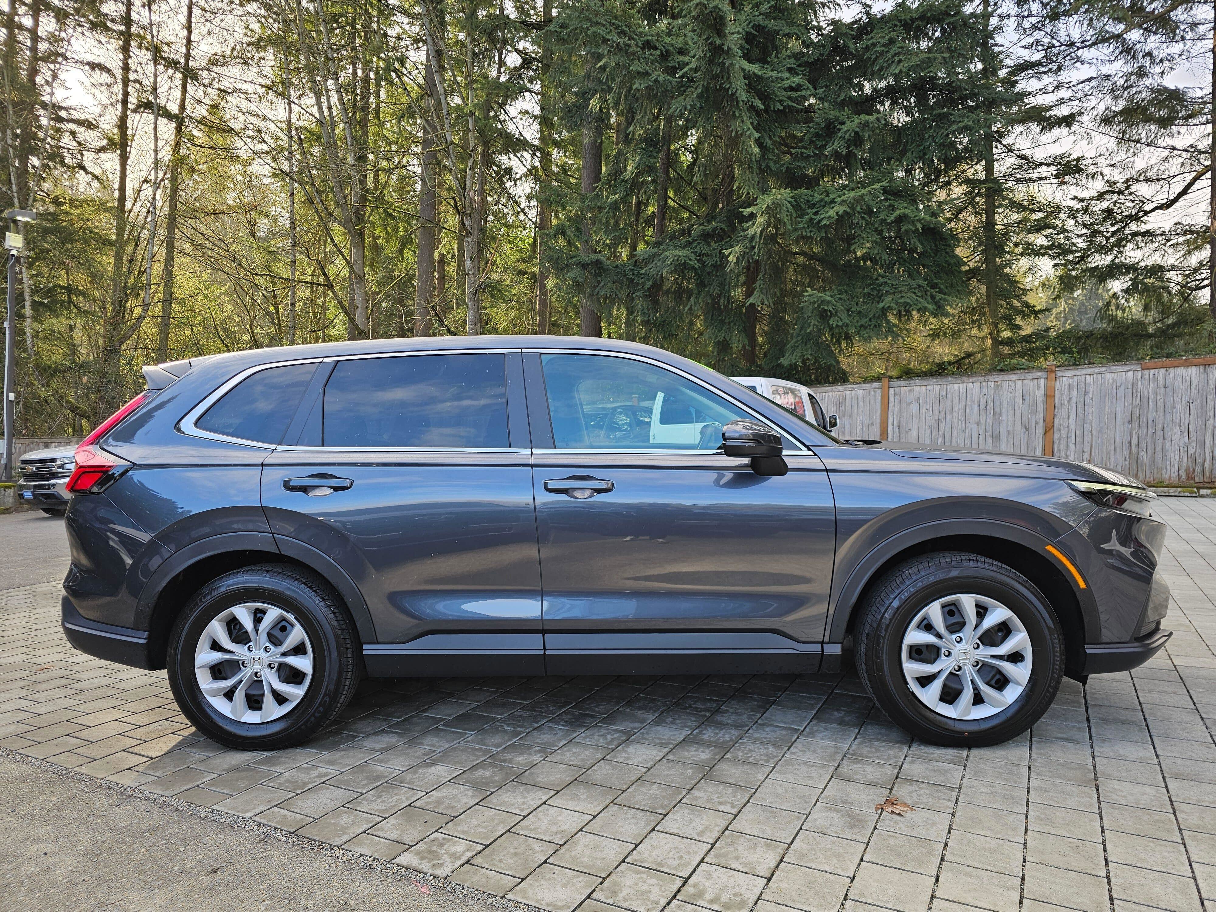 Certified 2025 Honda CR-V LX image 8