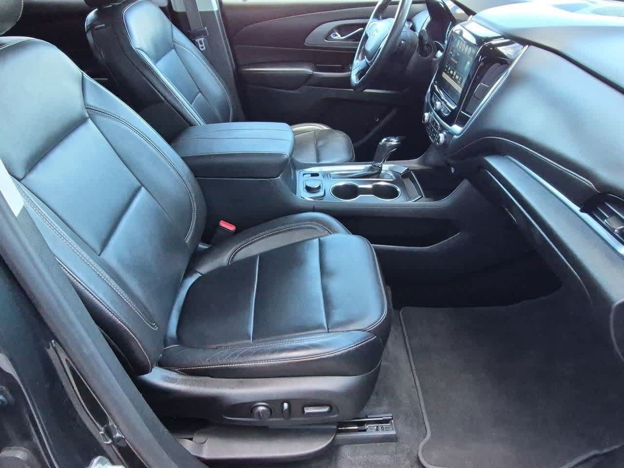 Used 2018 Chevrolet Traverse LT AWD/4WD image 23