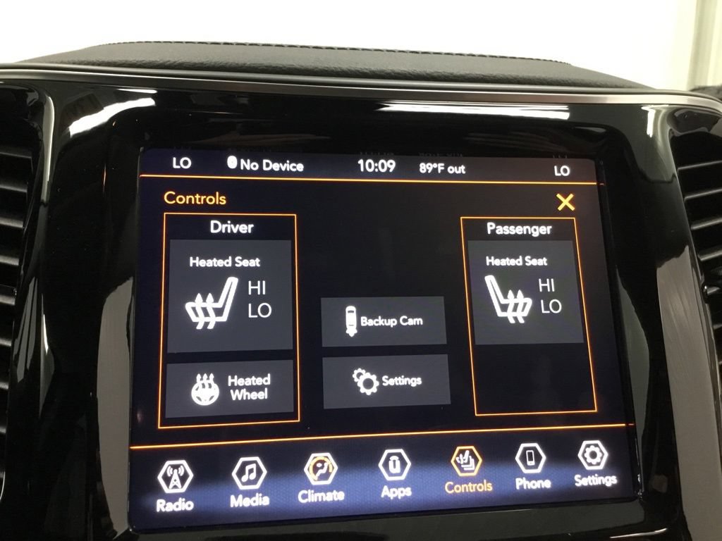 Used 2022 Jeep Cherokee Limited w/ Trailer Tow Group AWD/4WD image 34