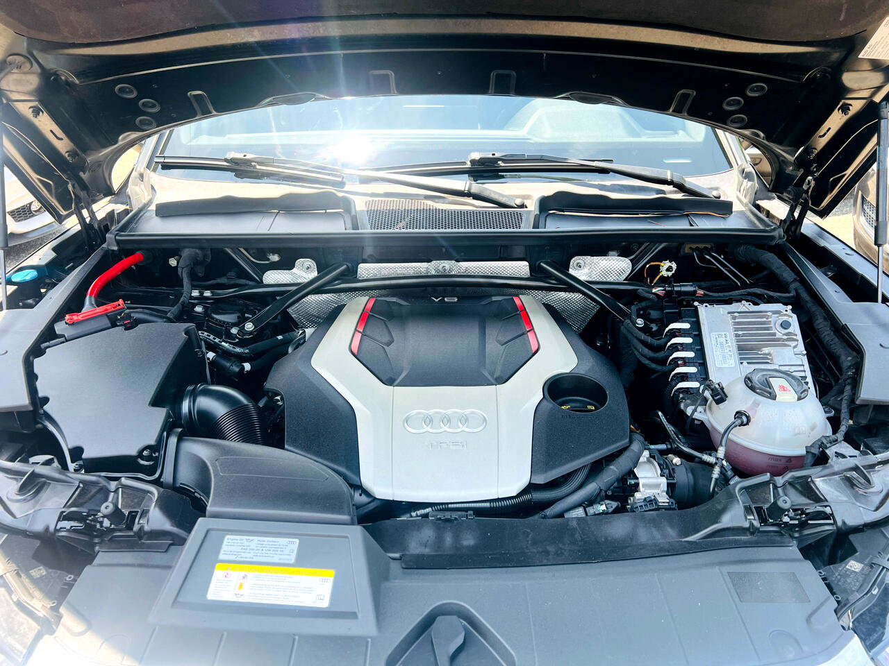 Used 2019 Audi SQ5 Premium Plus w/ Premium Plus Package image 31