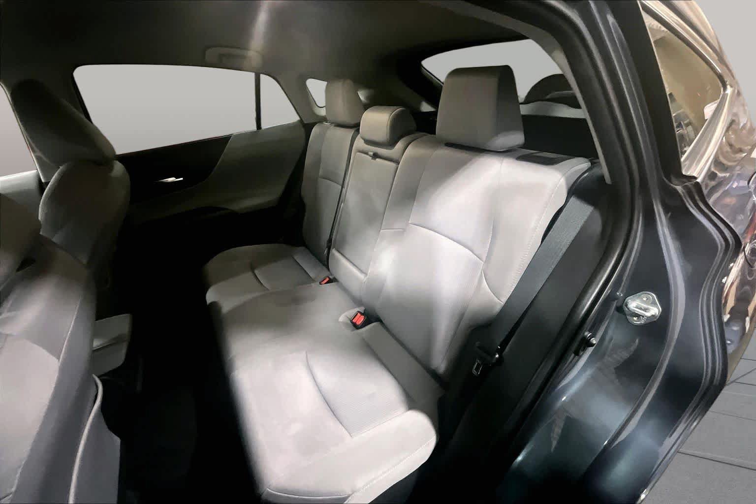 Used 2023 Toyota Venza LE AWD/4WD image 21