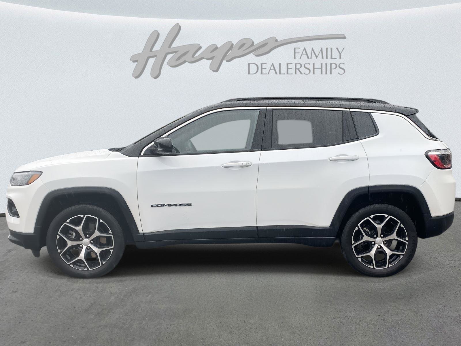 Certified 2024 Jeep Compass Limited image 37