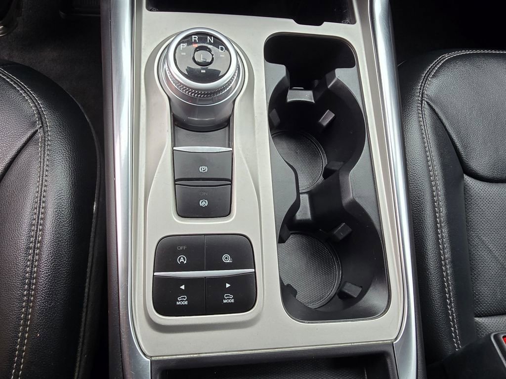 Used 2023 Ford Explorer Limited image 32