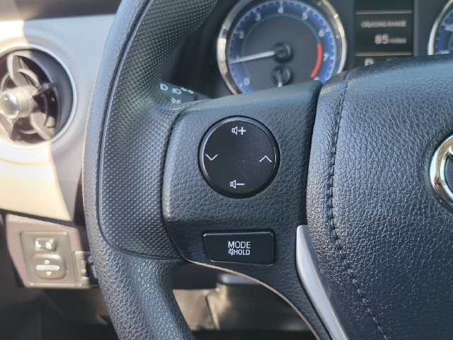 Used 2019 Toyota Corolla LE FWD image 7