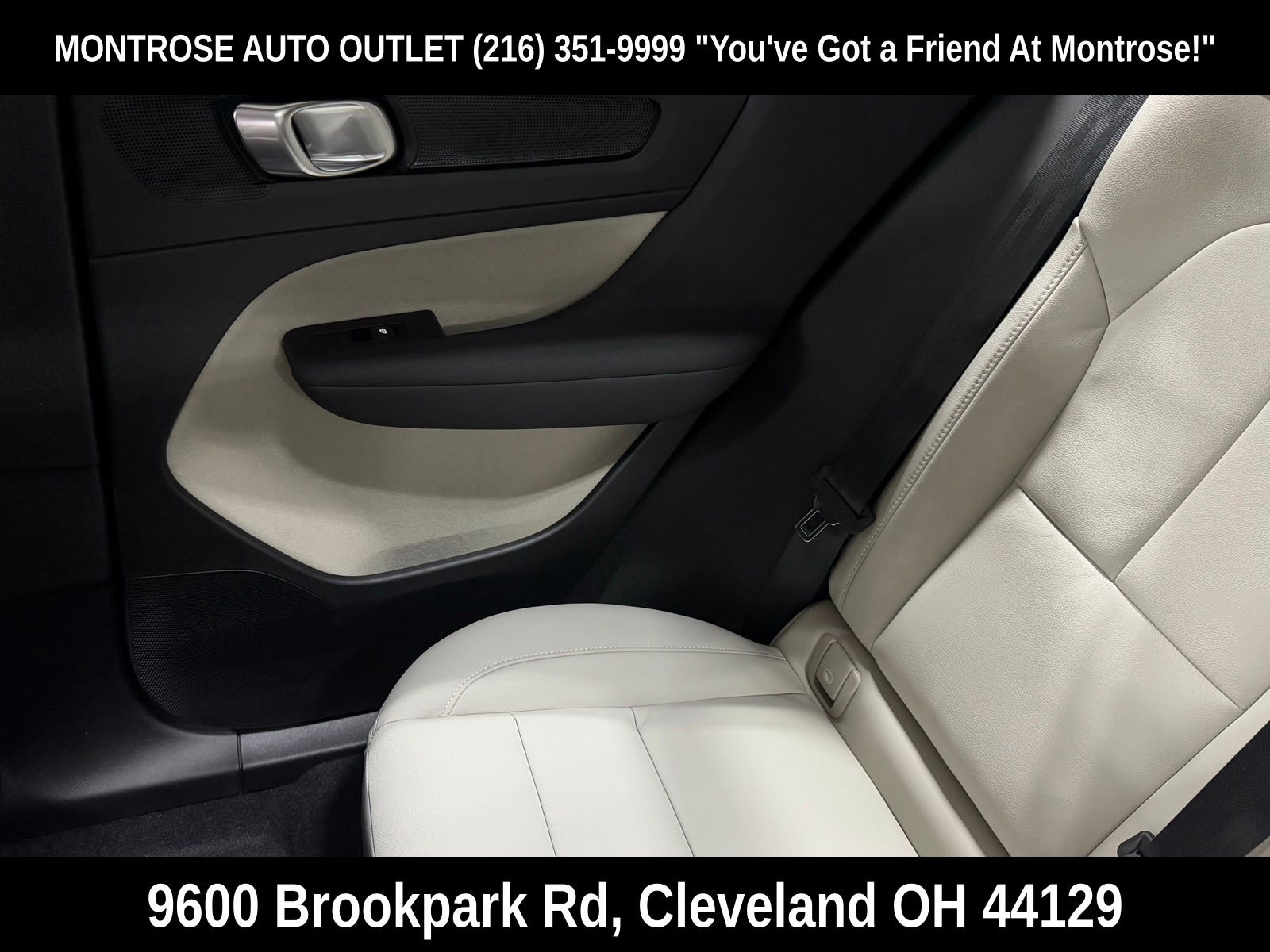 New 2026 Volvo XC40 B5 Plus w/ Protection Package Premier image 27