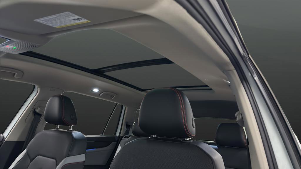 Used 2024 Volkswagen Atlas Peak Edition SEL image 12