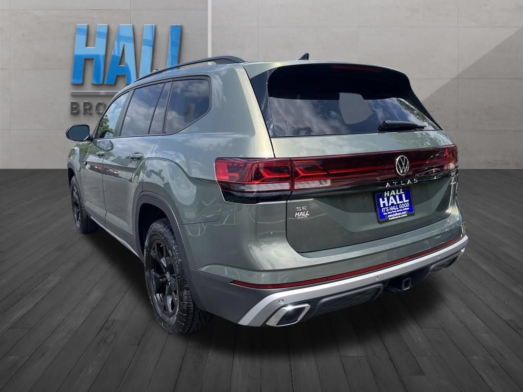 Used 2026 Volkswagen Atlas Peak Edition AWD/4WD image 4