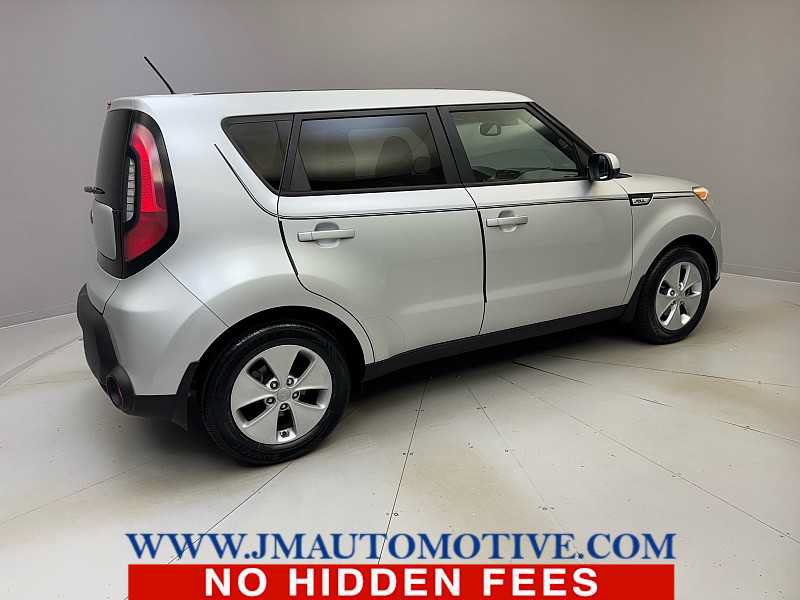 Used 2015 Kia Soul FWD image 5