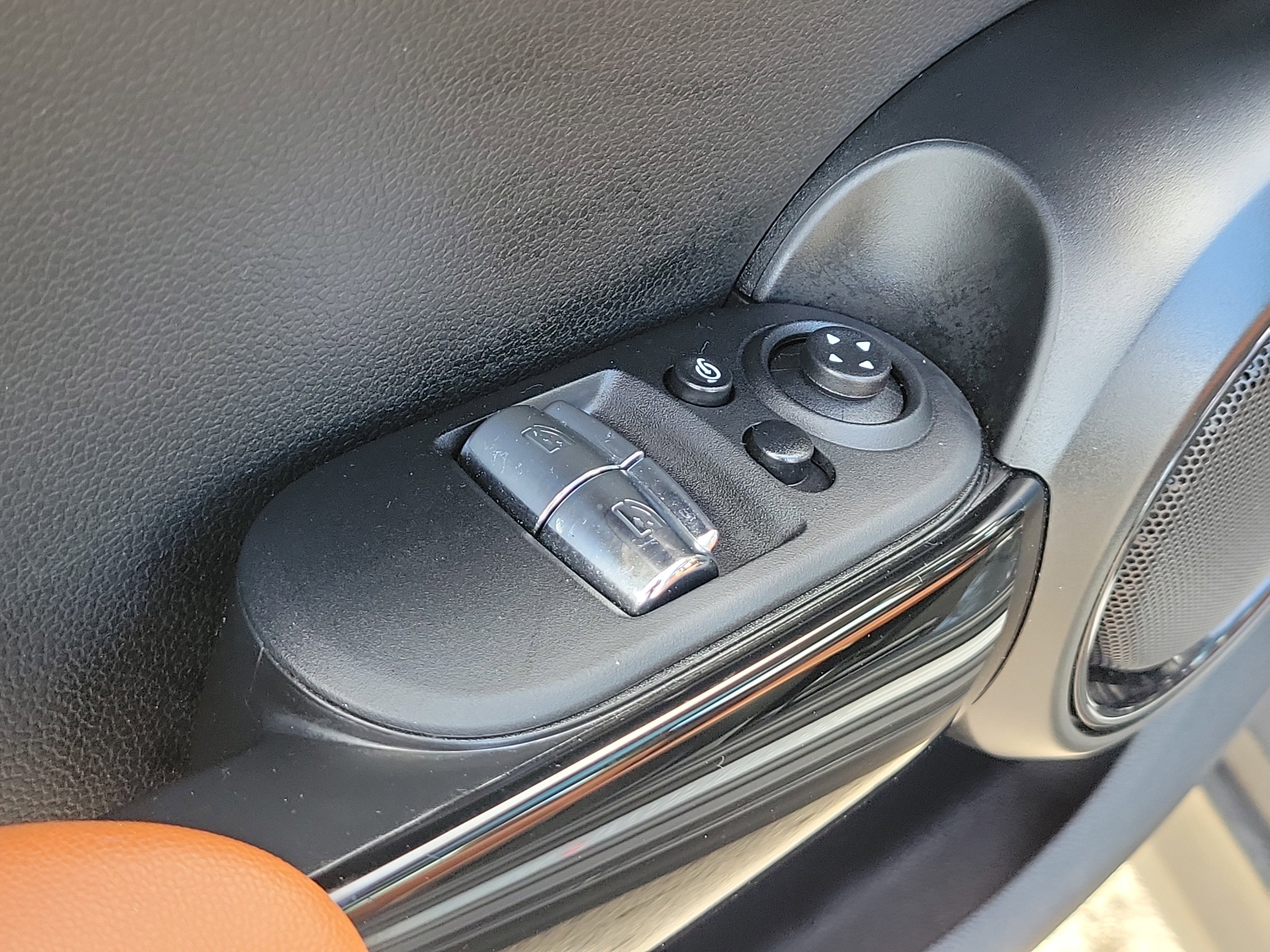 Used 2024 MINI Cooper S image 12