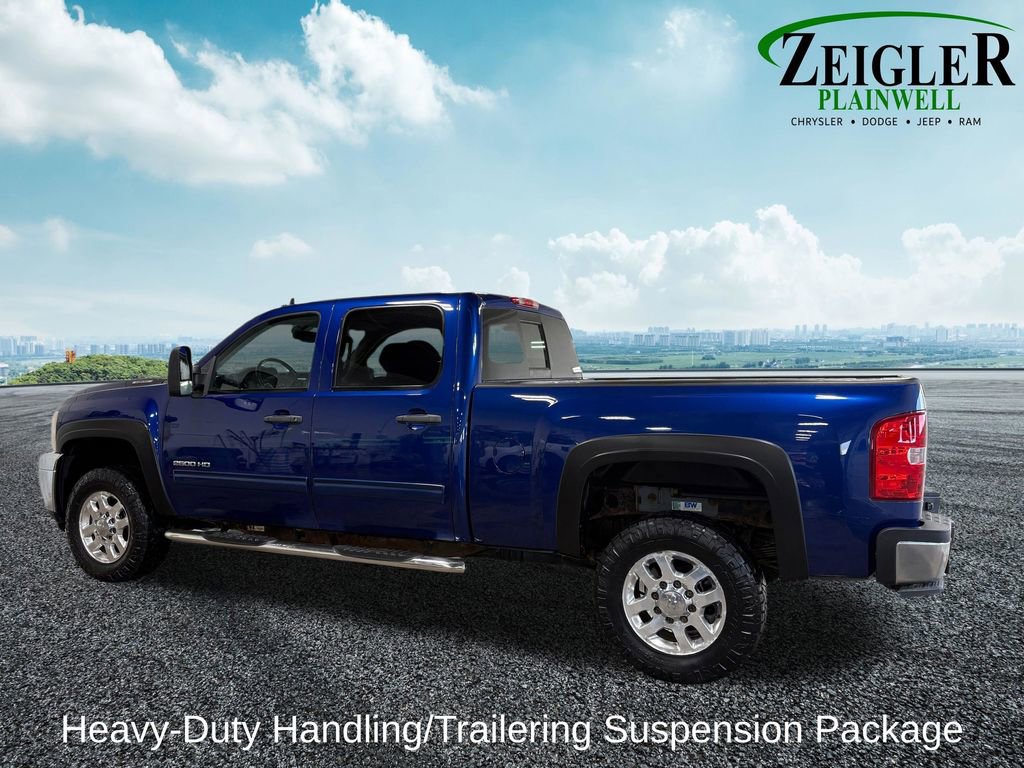 Used 2014 Chevrolet Silverado 2500 LT w/ Interior Plus Package image 5
