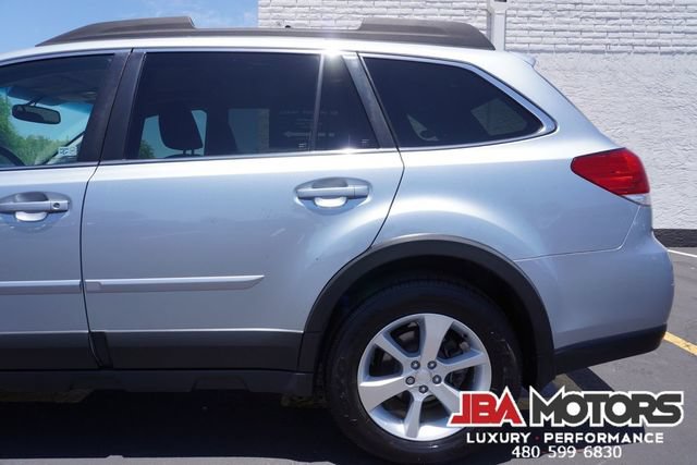 Used 2014 Subaru Outback 2.5i Limited w/ Moonroof Package AWD/4WD image 39