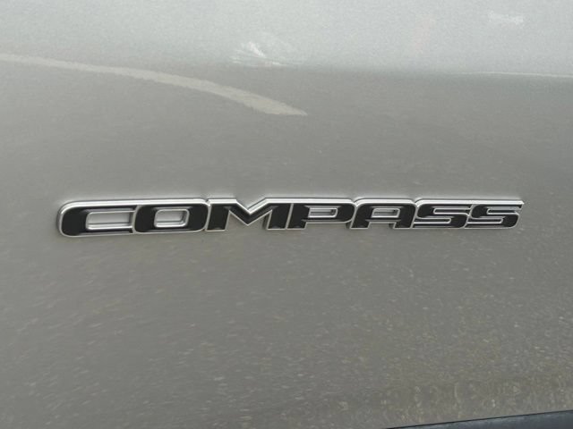 Used 2022 Jeep Compass Latitude AWD/4WD image 29