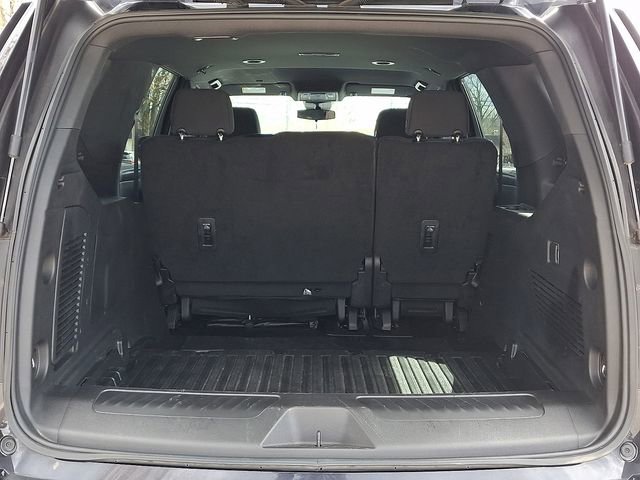 Used 2023 Chevrolet Tahoe 4WD w/ 1FL Safety Package image 31