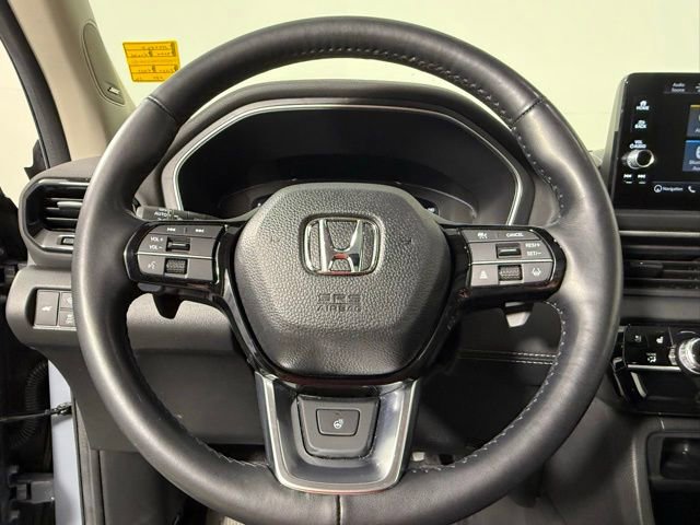 Used 2024 Honda Pilot Elite image 17