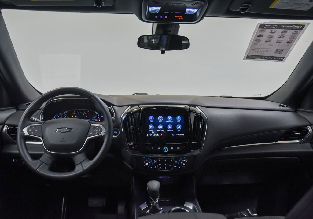 Used 2023 Chevrolet Traverse LT image 28