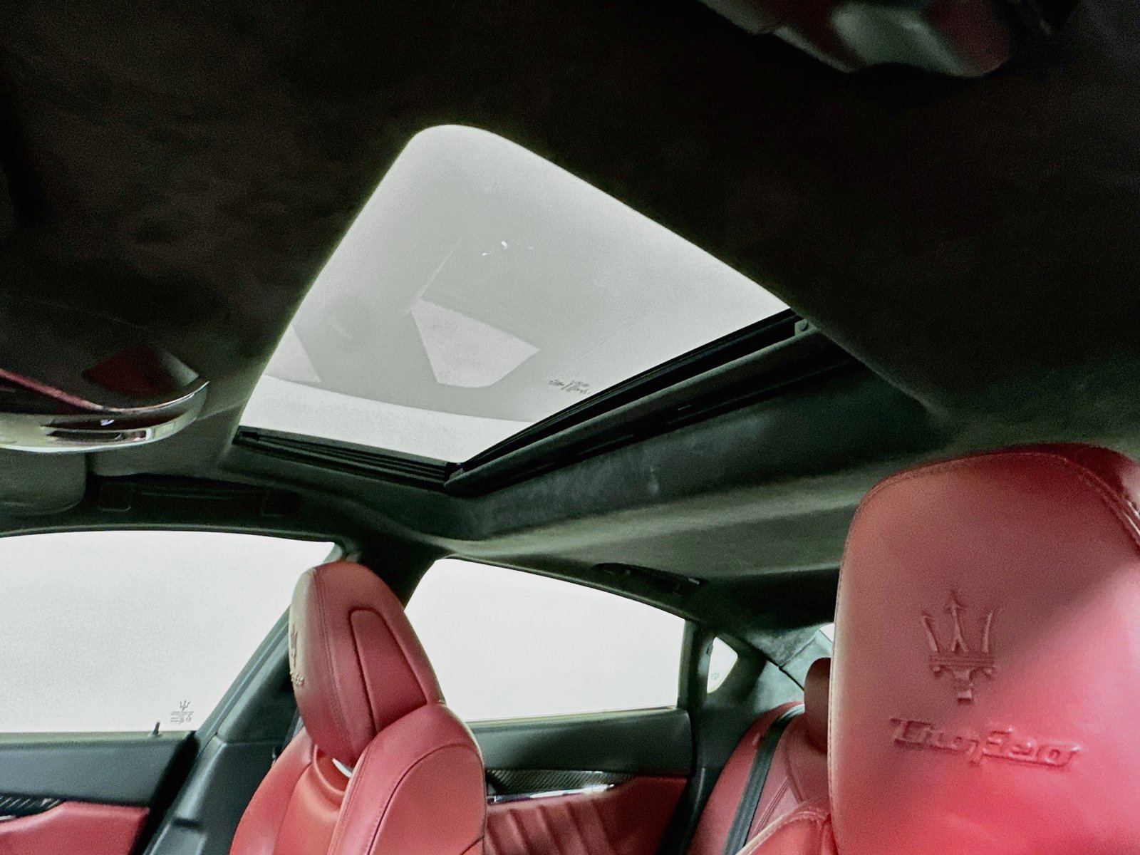 Used 2021 Maserati Quattroporte Trofeo RWD image 32