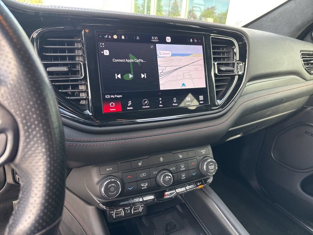 Used 2021 Dodge Durango R/T w/ Technology Group AWD/4WD image 9