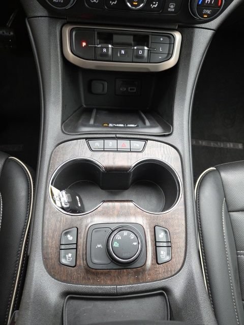 Used 2023 GMC Acadia Denali w/ Denali Technology Package AWD/4WD image 21