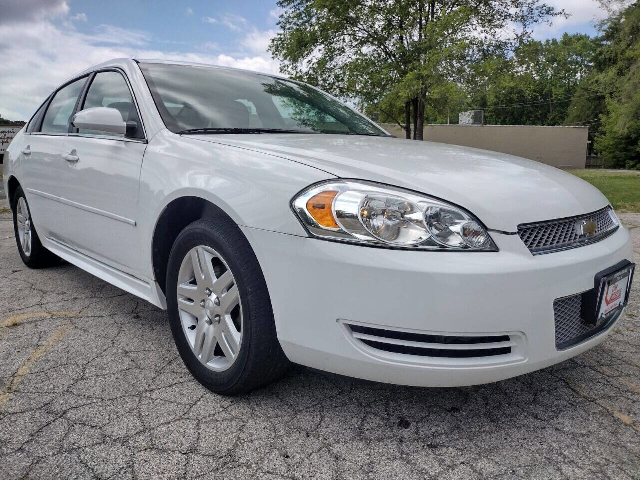 Used 2013 Chevrolet Impala LT FWD image 3