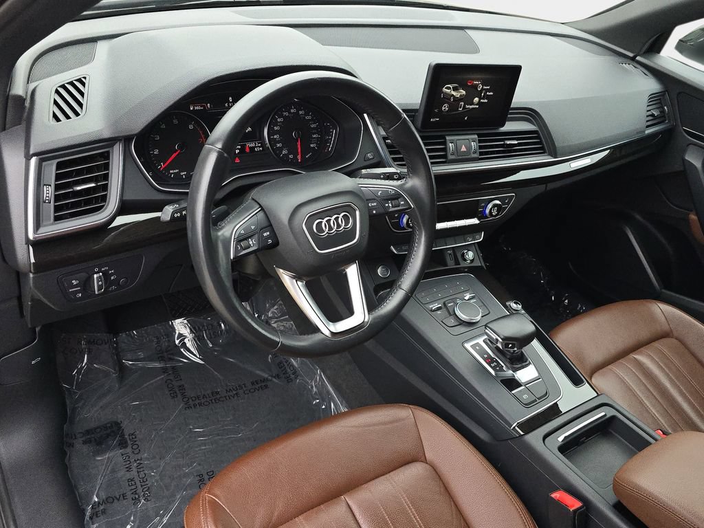 Used 2019 Audi Q5 Premium w/ Convenience Package AWD/4WD image 19